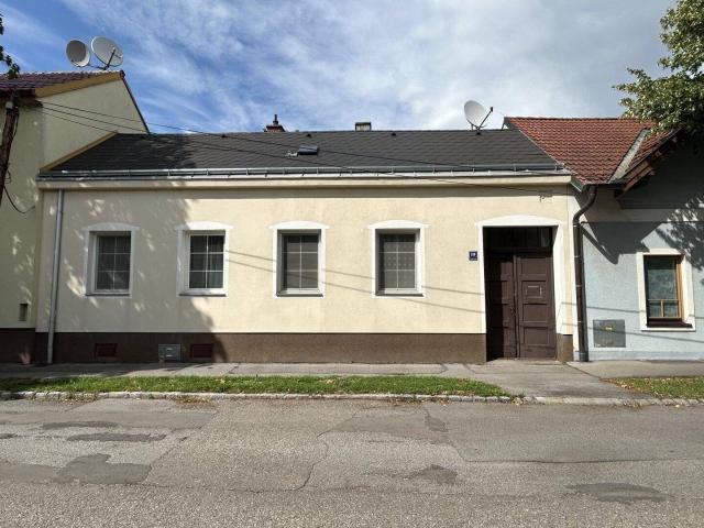 Ihr Traumhaus in Gänserndorf: Gepflegtes Einfamilienhaus mit Garten und Stellplatz!