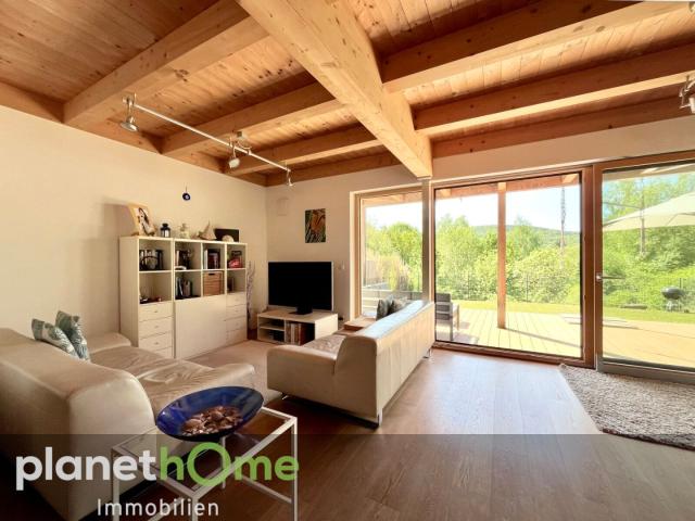 Ihr Traumhaus in Pressbaum: Modernes Wohnen mit Ausblick