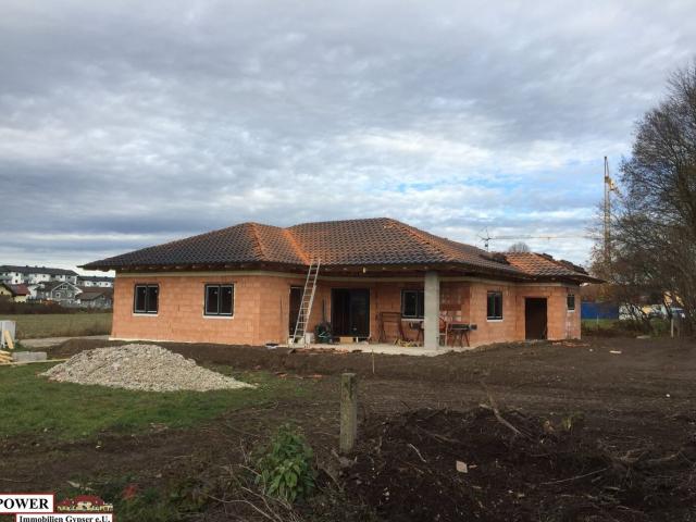Ihre TRAUMHAUS in kurzer Bauzeit von der Firma PI Bau GmbH ! Auch nur Rohbau möglich !
