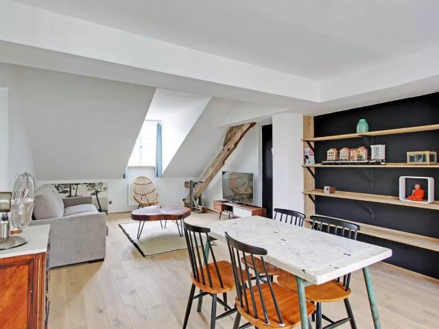 IIIème MARAIS Rambuteau 2 pièces de 56m² 4ème ascenseur 740 000€