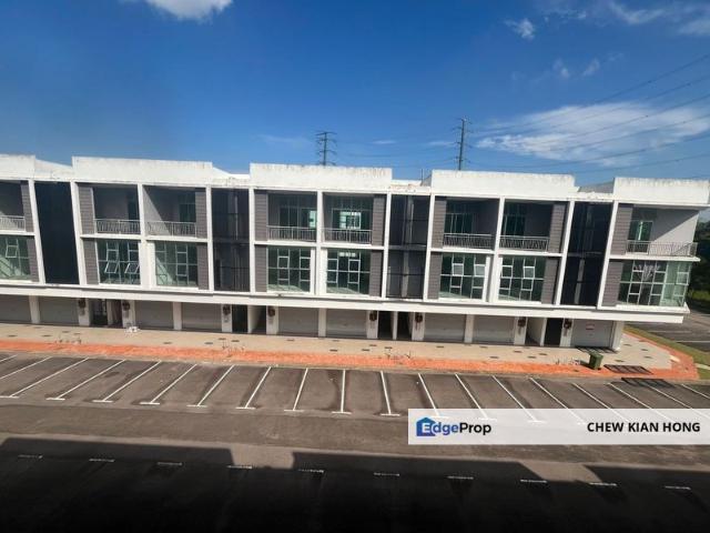 Ion Medini Iskandar Puteri 3 Storey Shop for Sale Bare Original Unit