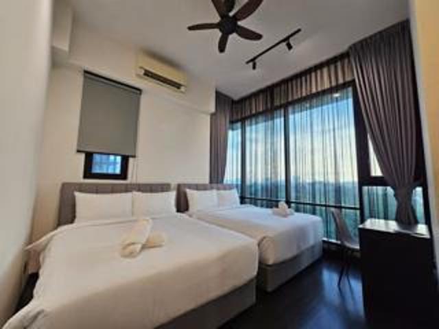 IOI City Mall CondoReady move in Golf view Pets Friendly Park