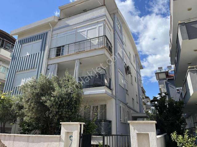 Ilıca'da Dublex 5+1 Kiralık Daire