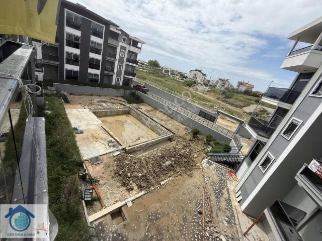 Ilıcada Kiralik Miete Wohnung Havuzlu Asansörlü 3+1 Dubleks