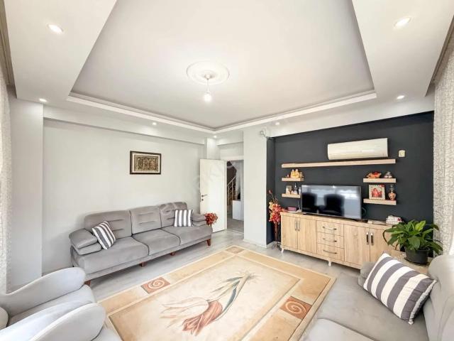Ilıcada 4+1 Ayrı Mutfaklı Teraslı Satılık Dubleks Daire