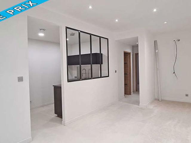 Il revient à la vente APPARTEMENT T3 LA CIOTAT