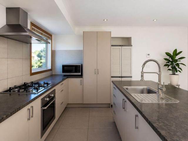 ilam, 5 bedrooms
