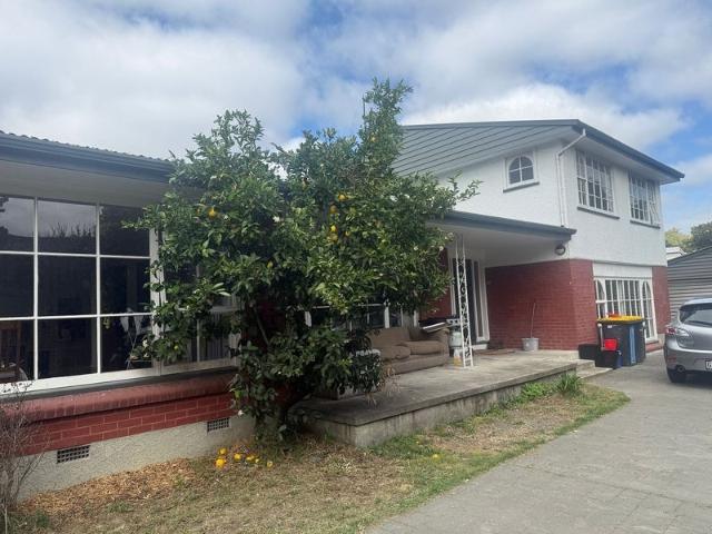 Ilam, 6+ bedrooms
