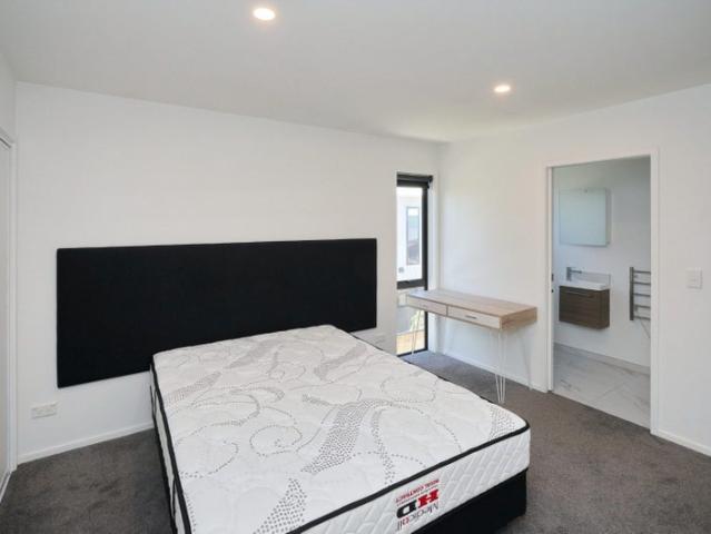 Ilam, 6+ bedrooms