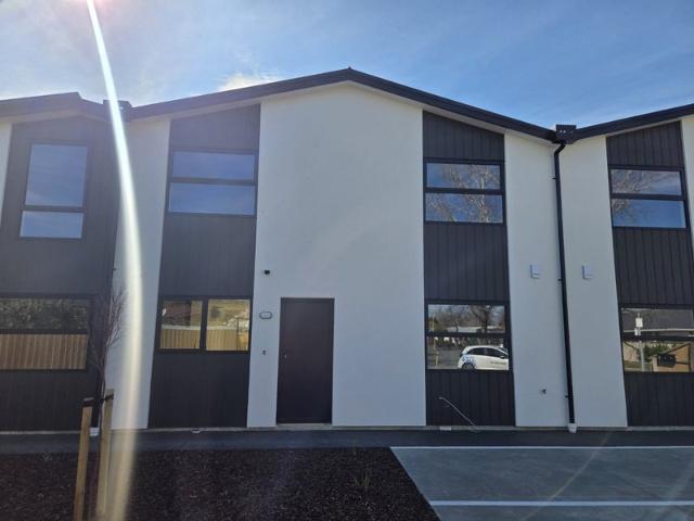 Ilam, 6+ bedrooms