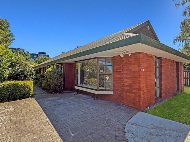 ilam, 6+ bedrooms