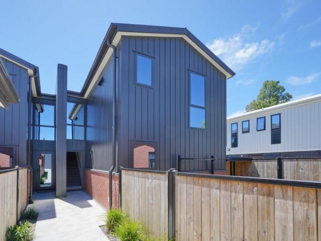 Ilam, 6+ bedrooms