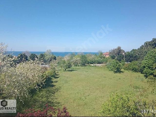 Şile Alacalı'da Deniz Manzaralı Villa+Ticari İmarlı Arsa