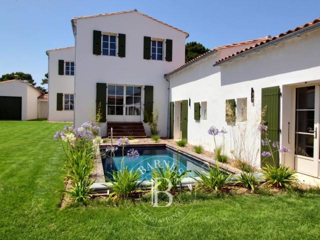 Villa à vendre vue mer avec piscine Rivedoux Plage
