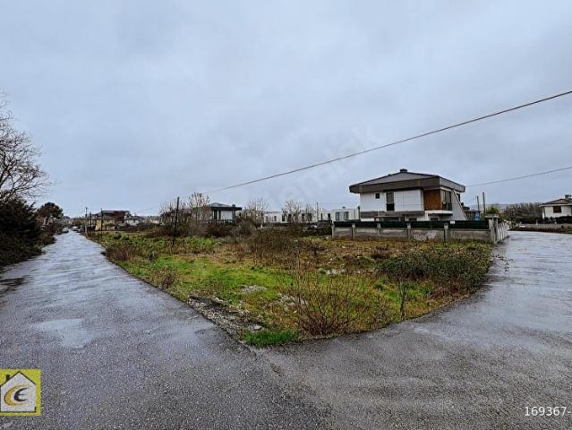 Şile Kumbaba'da Satılık 350 m 0.45 Villa İmarlı Arsa