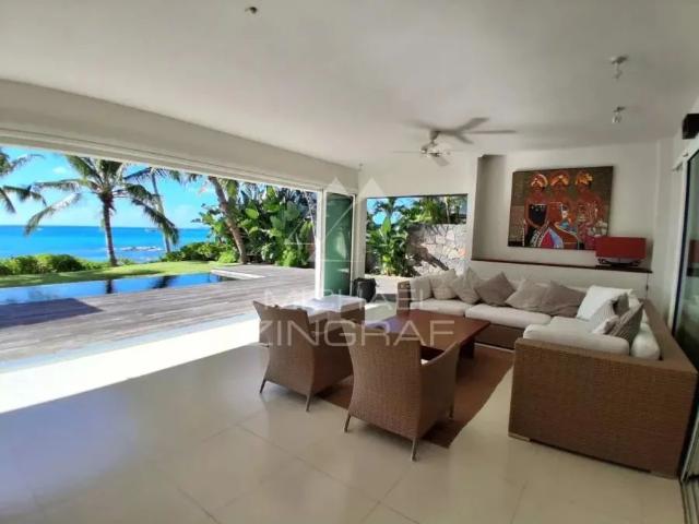 Ile Maurice Opportunité rare: Villa de luxe Pied dans l'eau proche Grand Baie Pointe aux Canonniers