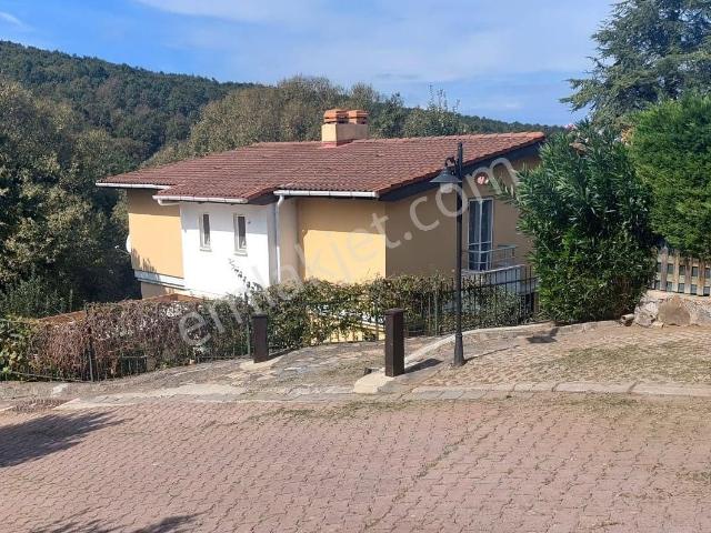 Şile Sesa Evleri Sitesinde Kiralık Villa