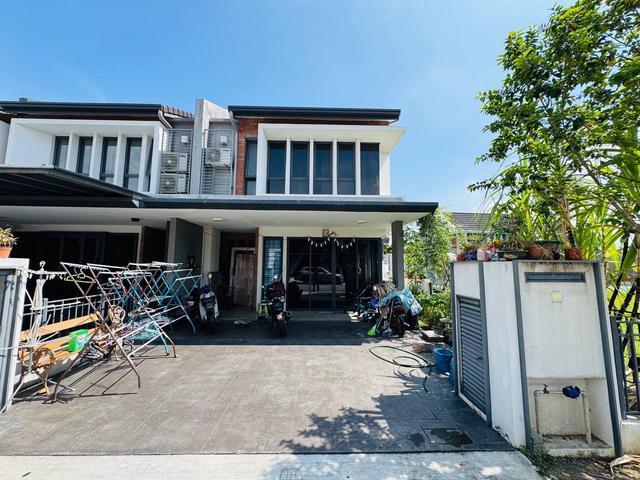 Ilham Residence 1 Elmina Double Storey House End Lot Good Deal