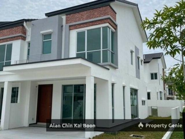 Illaria Gamuda Garden Rawang 2 Storey Terrace End Lot For Rent