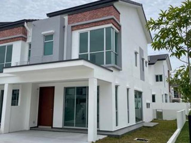Illaria Gamuda Gardens Rawang 2 Storey End Lot For Rent