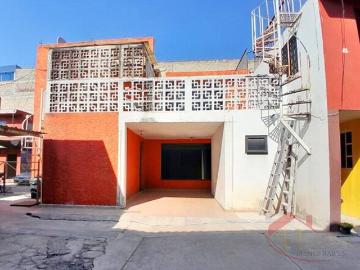 Iluminada y amplia casa en condominio, lista p/habitar en Leyes de Reforma