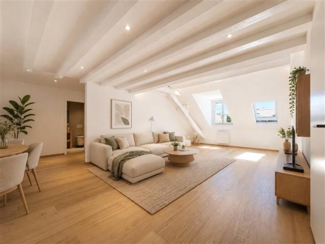 Im Zentrum des Dorfes, ein Penthouse von 153 m² mit Charakter