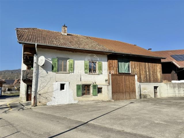 Im Dorf Courchapoix gelegen, geräumige Scheune zur Miete