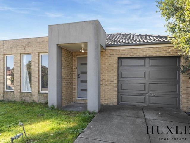 Immaculate Home Centrally Located