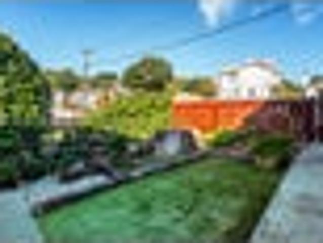 IMMACULATE HOME EASY, SUNNY LIVING