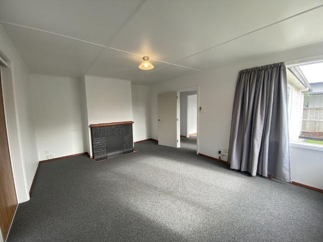 Immaculate Home In Sought after Hamilton East