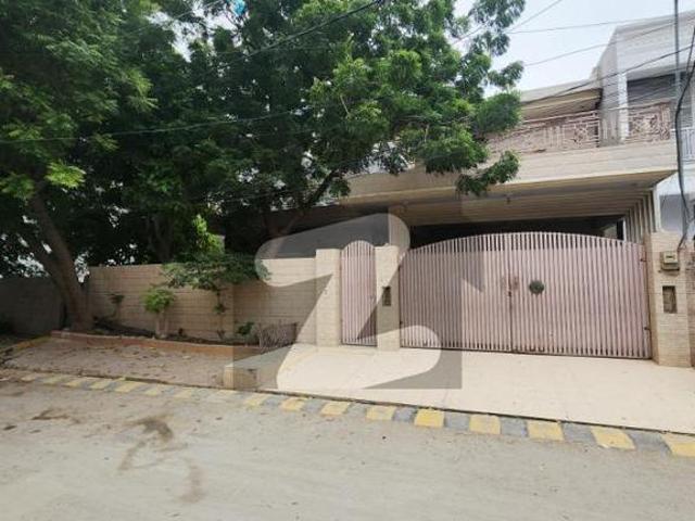 Immaculate Located House in Kazimabad, Model Colony, Karachi Near Airport, Malir Cantt and Jinnah Avenue Model Colony Malir