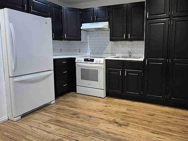 Immaculate Private Entrance Basement Suite Mahogany Plaza Se