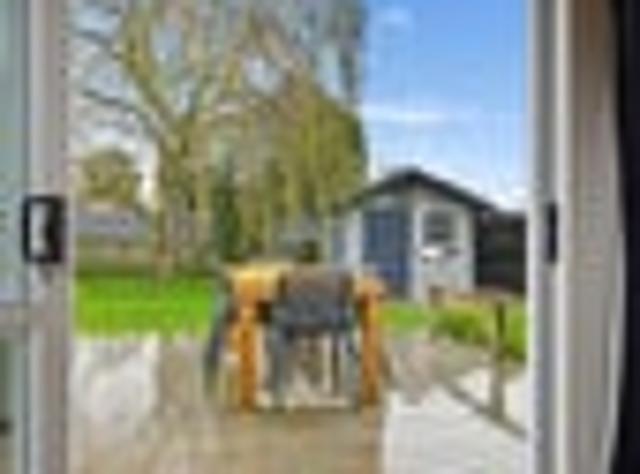 Immaculate Renovation Quiet Cul de Sac Location