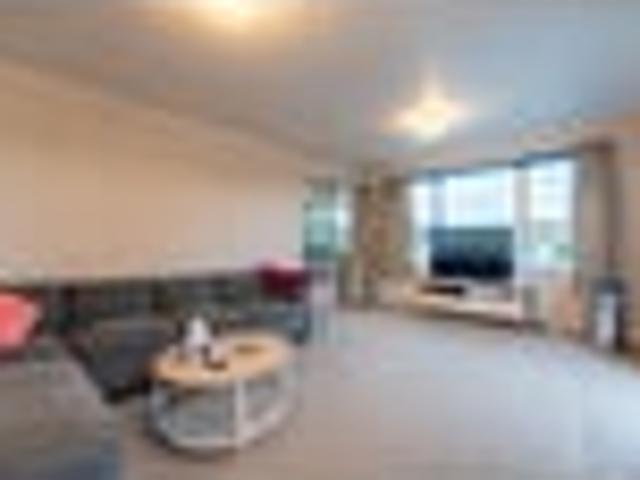 Immaculate Summerhill Stone Unit