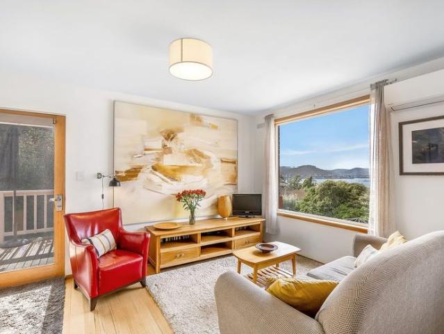 Immaculate Two Bedroom Unit