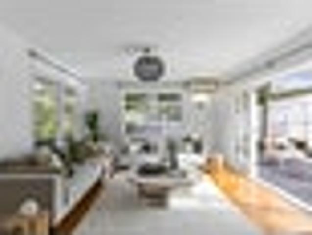 Immaculate, Tick Box 1960's Home