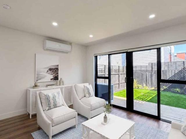 IMMACULATE 3 BEDROOM TOWNHOUSE