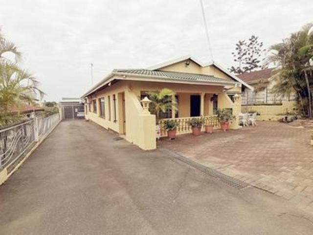 immaculate 4 bedroom house for sale