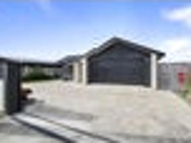 Immaculately Presented & Instantly Inviting
