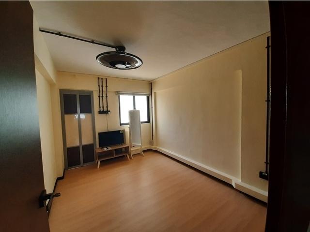 IMMEDIATE Master Bedroom @Tampines East MRT Station