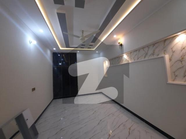 Immediately Sale Gulshan Abad