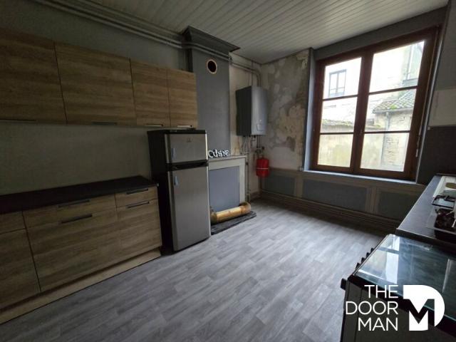 Immeuble 52300