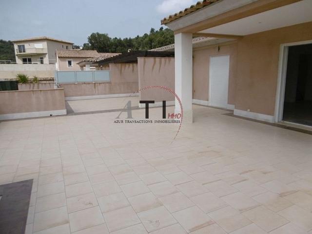 Immeuble 554m ² 554m² Sainte Maxime