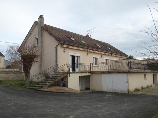Immeuble, 5 appartements, 273 m²