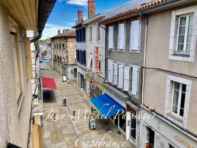 Immeuble 5 Appartements et Commerce à Vendre SAINT GAUDENS 31