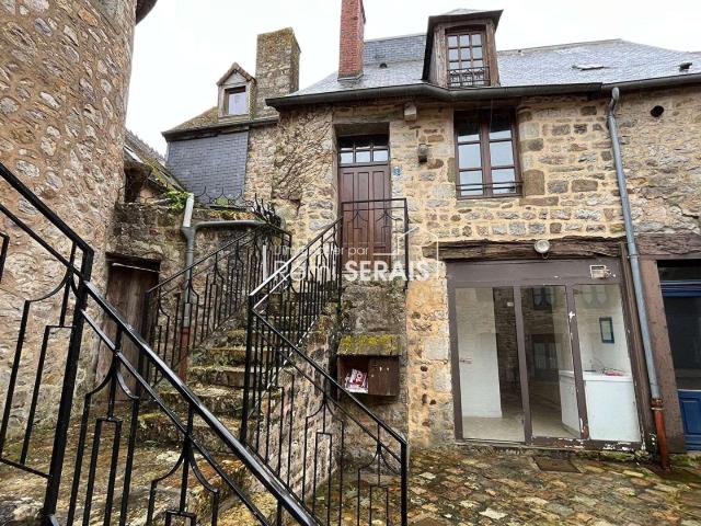 Immeuble 5 pièces Domfront en Poiraie 61