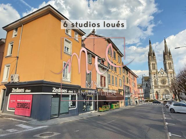 IMMEUBLE, 6 studios