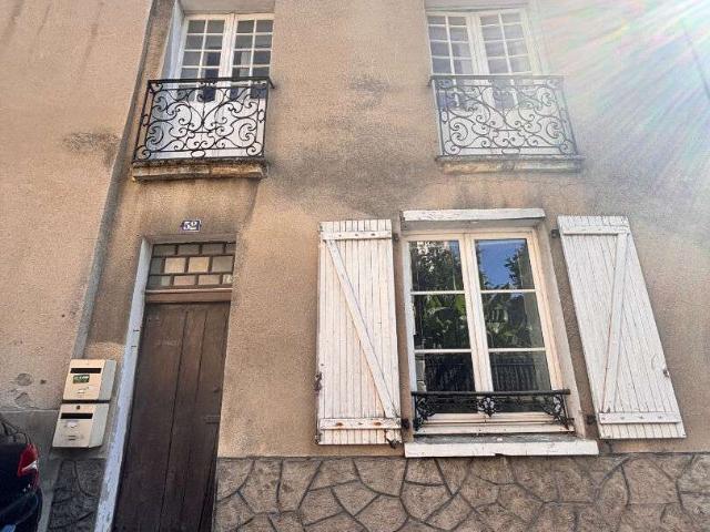 Immeuble 7 pièces Château Gontier sur Mayenne 53
