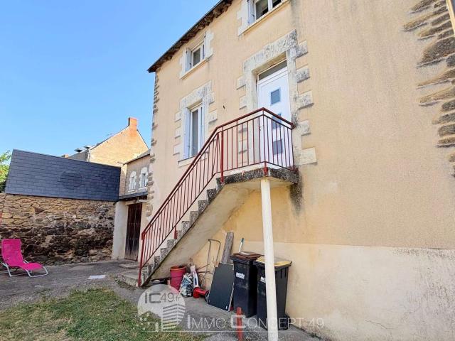 Immeuble 9 pièces Bellevigne en Layon 49