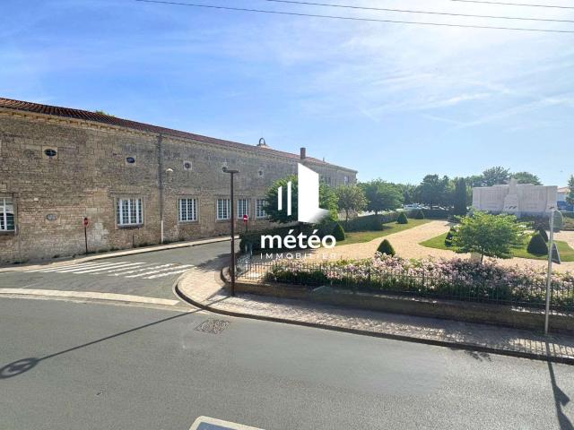 Immeuble 9 pièces Luçon 85